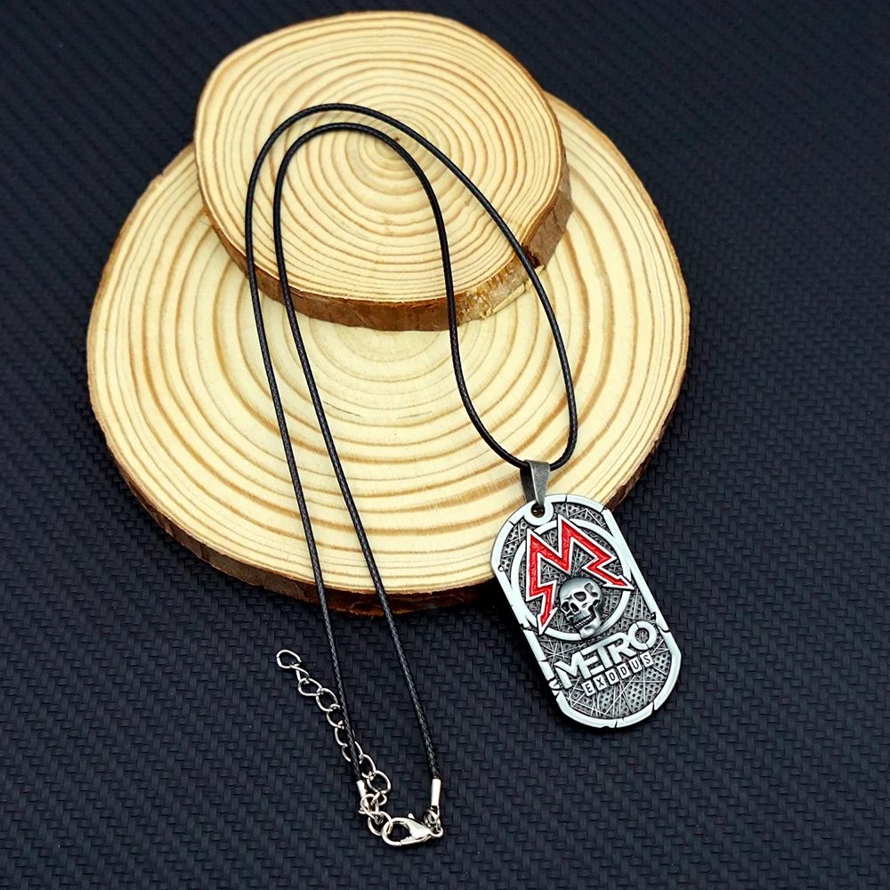 Metro 2033, подвесной брелок,  – обзор и цена Art Craft Items